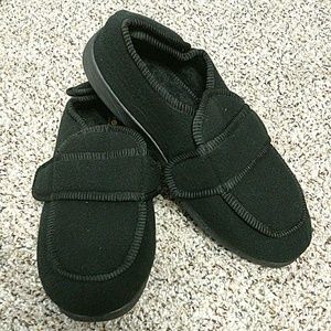 Soleution GoldToe Adjustable Shoes